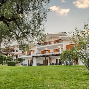 katerina-apartments-to-let.hotelschalkidiki.net/
